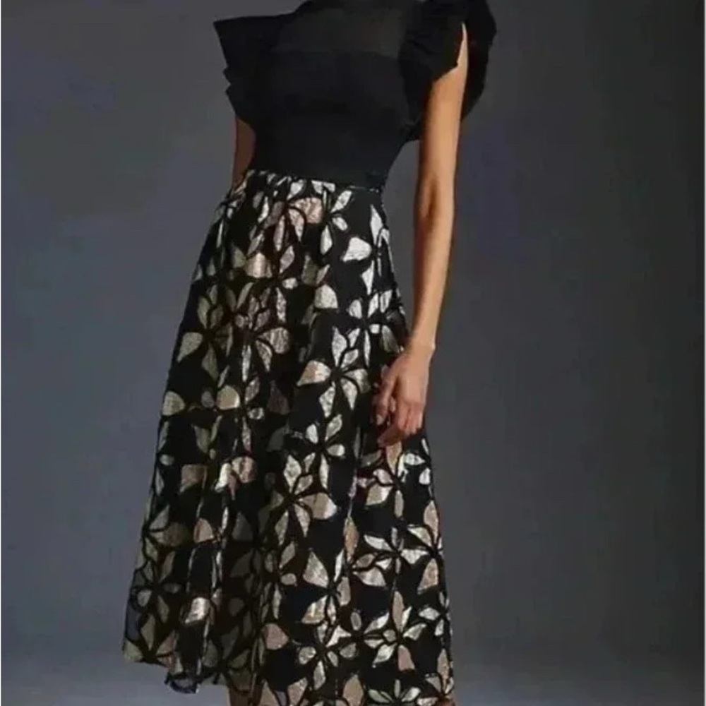Eva Franco Floral Appliqué Skirt